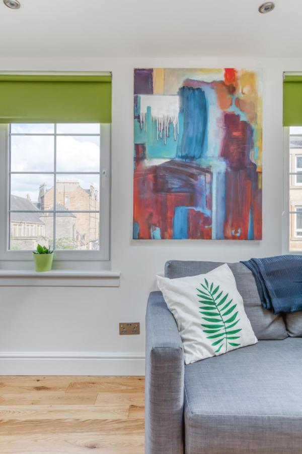Central Bright 3 Bed Flat With Pool & Parking EDI Buitenkant foto
