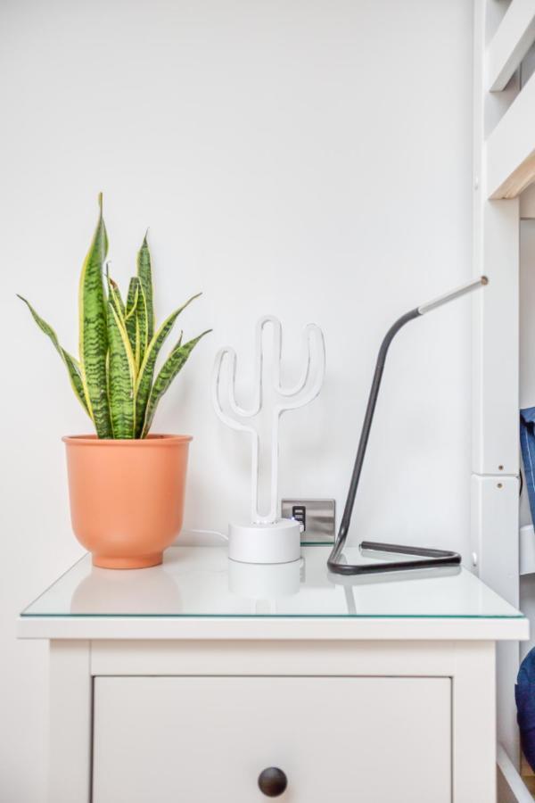 Central Bright 3 Bed Flat With Pool & Parking EDI Buitenkant foto