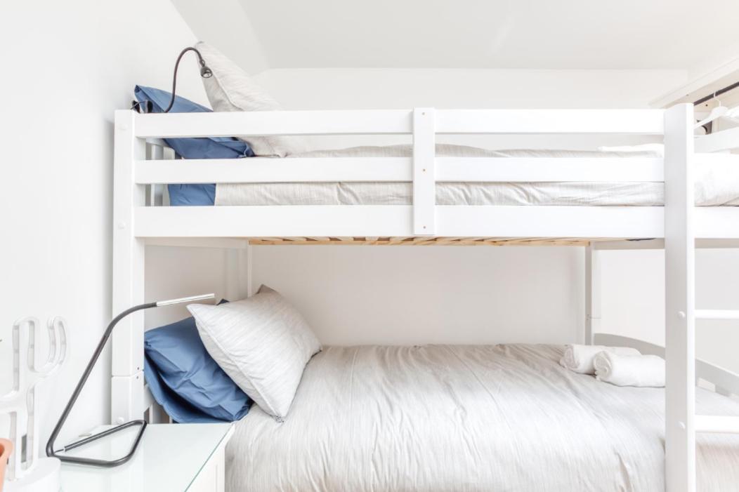 Central Bright 3 Bed Flat With Pool & Parking EDI Buitenkant foto